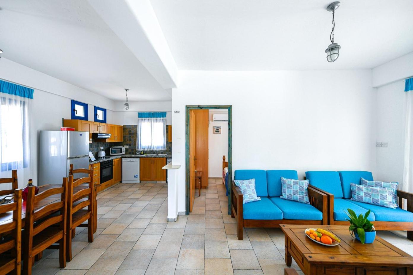 Azzurro Holiday Villas Peyia Exterior photo