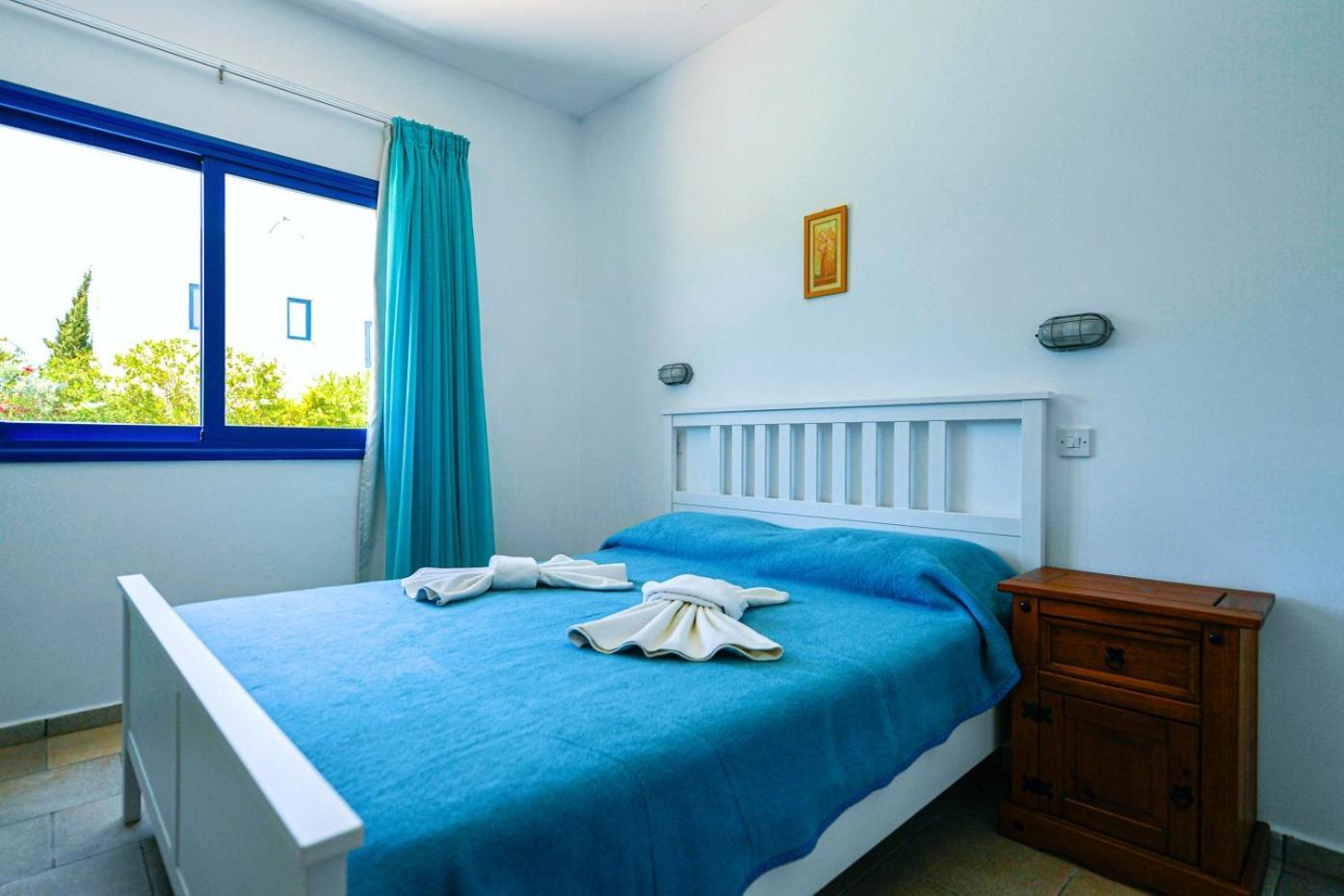 Azzurro Holiday Villas Peyia Exterior photo